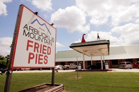 The Award-Winning Fried Pies Bakery In Oklahoma That's Known For Its Old-Fashioned Ways