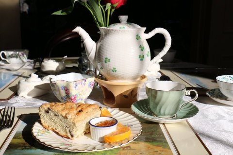 You'll Feel Like Royalty At This Off The Beaten Path Tea Room In Maine