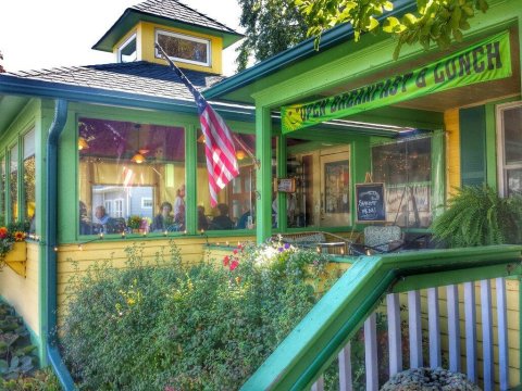 The Small-Town Cafe In Minnesota That Serves Unbelievable Breakfasts