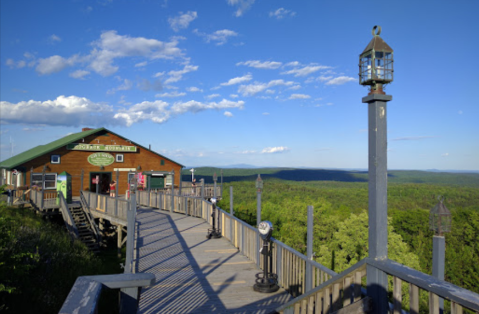 The Breathtaking Overlook In Vermont That Lets You See For Miles And Miles