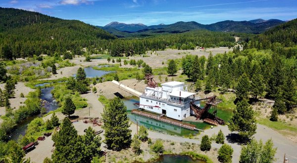 The Historic Dredge Hiding In The Mountains Is A Gem From Oregon’s Mining Days