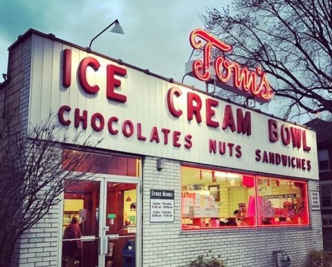 The Sweet Treats From Tom’s Ice Cream Bowl In Ohio Are Worthy Of A Sweet Road Trip
