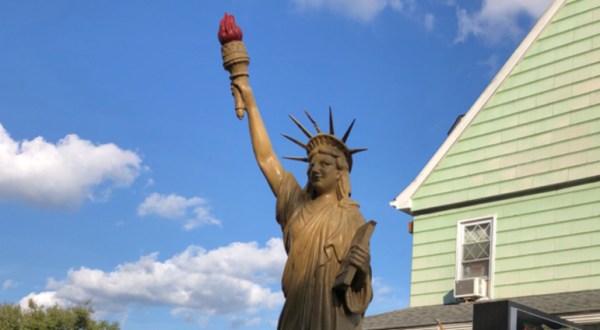 Most People Don’t Know There’s A Little Statue Of Liberty In West Virginia