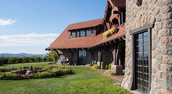 This Magical New Hampshire Resort Was Just Added To The National Historic Register