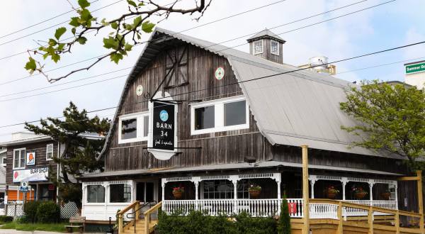 There’s A Delicious Restaurant Hiding Inside This Maryland Barn That’s Begging For A Visit