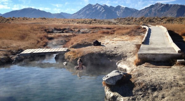 There’s A Hot Spring In Northern California Surrounded By Awe-Inspiring Mountains