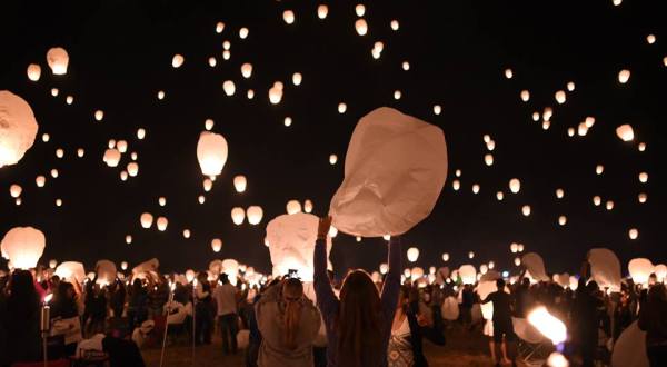 There’s A Magnificent Lantern Launch In Northern California That You Don’t Want To Miss