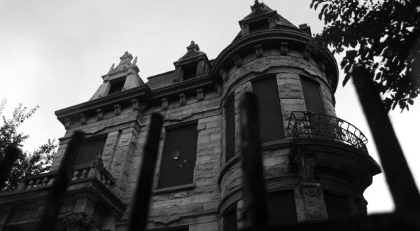 Not Many People Know That This Popular Cleveland Neighborhood Is Riddled With Hauntings