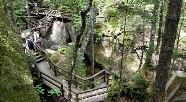 The Underrated Natural Wonder Every New Hampshirite Should See At Least Once