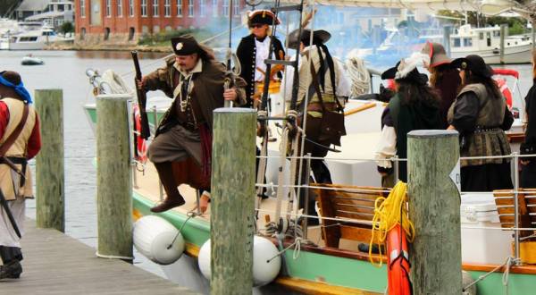 You’ll Love This One-Of-A-Kind Pirate Festival In Connecticut