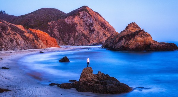 You’ve Never Seen Anything Quite Like This Stunning Pink Sand Beach Right Here In The U.S.