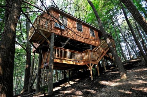 You'll Want To Visit This Unique Treehouse Village Hiding Right Here In West Virginia