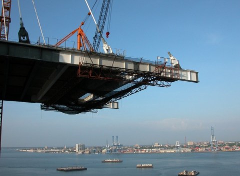 13 Rare Photos Taken During The Ravenel Bridge Construction That Will Simply Astound You