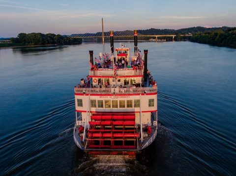 Take This 3-Night Cruise Down The Ohio River For The Ultimate Fall Getaway