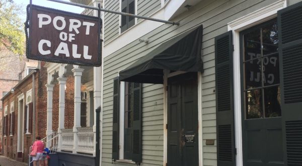 The Burgers At This Historic New Orleans Restaurant Are Worth The Wait
