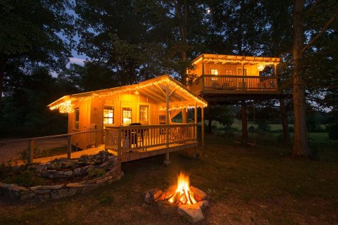 This Tucked Away Treehouse Just Might Be Your New Favorite Arkansas Getaway