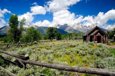 The One Enchanting Place In Wyoming That Must Go On Your Bucket List Immediately