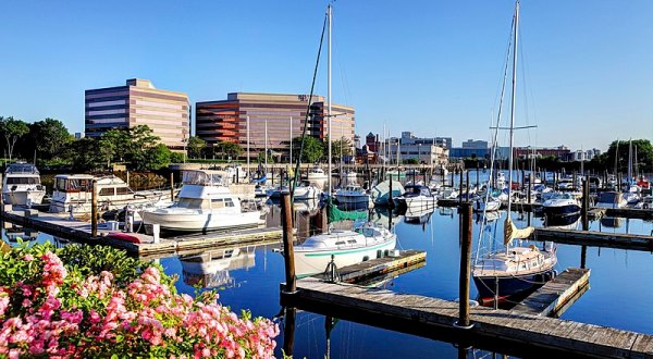 Here Are The 10 Richest Cities In Connecticut