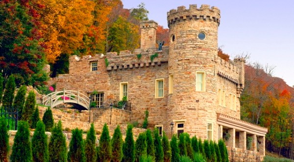 There’s A Medieval Castle Hiding In West Virginia And It’s Absolutely Stunning
