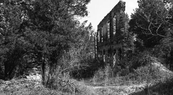 The One Creepy Ghost Town In New Jersey You Can Actually Visit… If You Dare