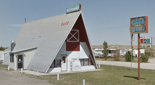 There’s A Delicious Cafe Hiding Inside This Old Nebraska Barn That’s Begging For A Visit