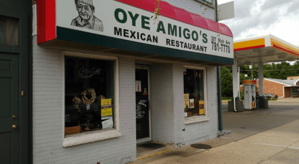 It’s Easy To See Why These 9 Hole-In-The-Wall Mexican Restaurants Are Michigan Favorites