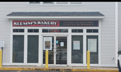 The World's Best Donuts Are Made Daily Inside This Humble Little New Hampshire Bakery