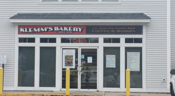 The World’s Best Donuts Are Made Daily Inside This Humble Little New Hampshire Bakery