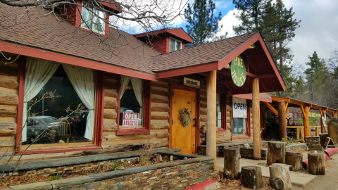 The Rustic Log Cabin Restaurant That Is Nestled In The Heart Of The Southern California Mountains