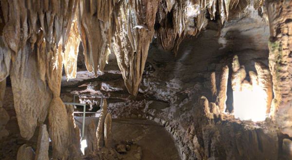 You’ll Never Forget A Hike Through This Missouri Cave