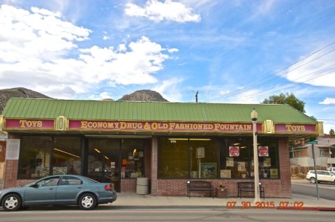 This Vintage Drug Store In Nevada Is A Blast From The Past And You'll Love It
