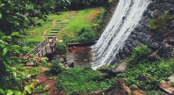 This Easy Fall Hike In South Carolina Is Under 2 Miles And You’ll Love Every Step You Take