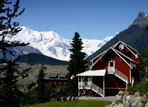 The Views At This Glacier Lodge In Alaska Will Leave You Speechless