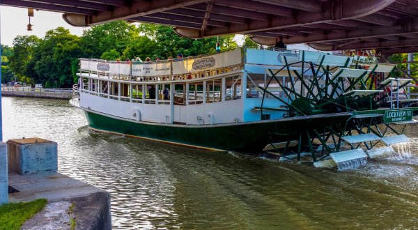 Take A Ride On This One-Of-A-Kind Canal Boat Near Buffalo