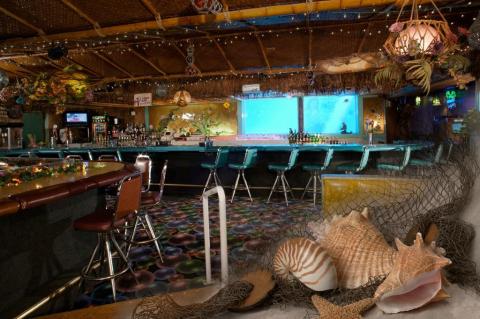 The Tropical-Themed Restaurant In Montana Where It Feels Like Summer All Year Long