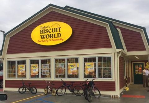 People Drive From All Over For The Biscuits At This Charming West Virginia Restaurant