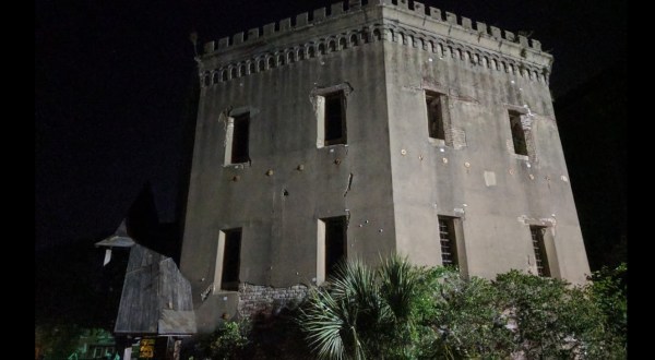 This Ghost Hunt In A Former South Carolina Jail Isn’t For The Faint Of Heart