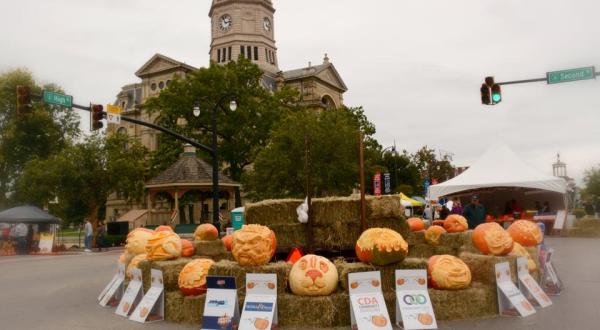 The Quirky Town Near Cincinnati That Transforms Into A Pumpkin Wonderland Every Fall