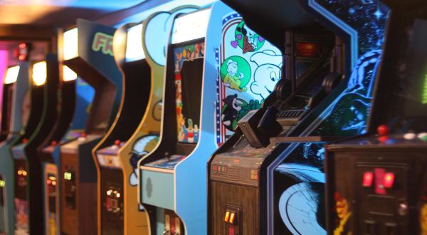The Classic Arcade Bar In South Dakota That Will Take You Back To Your Childhood