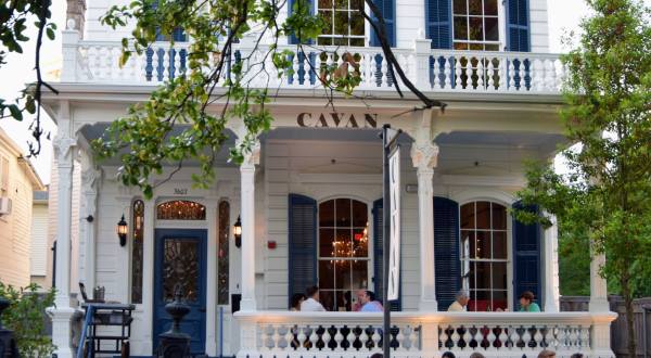 You’ll Never Forget Your Meal At This Old Creole Mansion Tucked Away In New Orleans