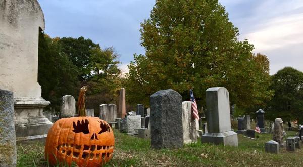 After Just One Visit To New York’s Halloweentown, You’ll Be A Lifelong Fan
