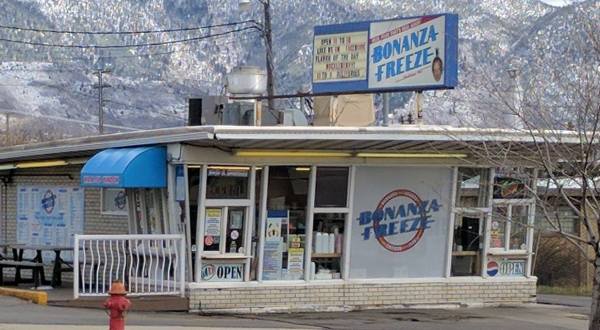 These 7 Roadside Burger Stands In Montana Are Worth Stopping For