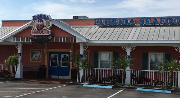 A No-Frills Restaurant, Florida’s Seafood Is So Popular It Doesn’t Have To Advertise
