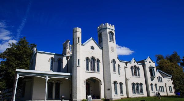 The One-Of-A-Kind Kentucky Castle That Has A Fascinating Story