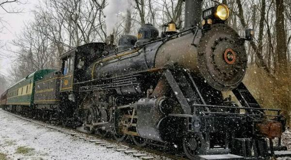 This Unforgettable Santa Train In Pennsylvania Will Make You Feel Like A Kid Again