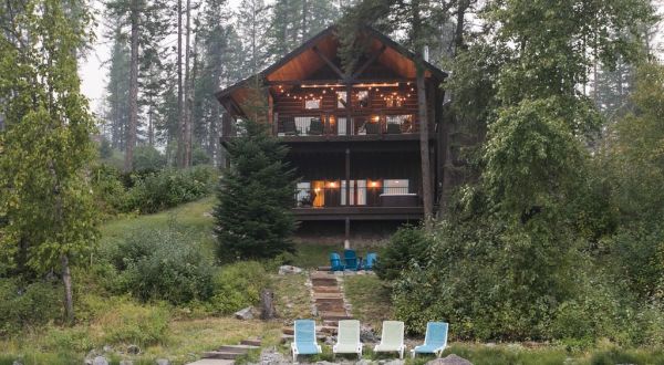 Book A Relaxing Getaway At These 7 Montana Cabins Before Autumn Ends