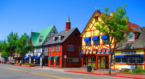 The Danish Village In Southern California That Has The Best Pastries In The Whole Wide World