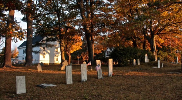 You Won’t Want To Drive Through The Most Haunted Town In Maine At Night Or Alone