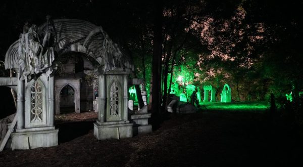 This Terrifying Haunted Destination In New Orleans Will Scare You In The Best Way Possible