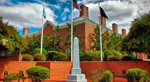 10 Of The Most Inspiring Monuments And Memorials That Delaware Has To Offer